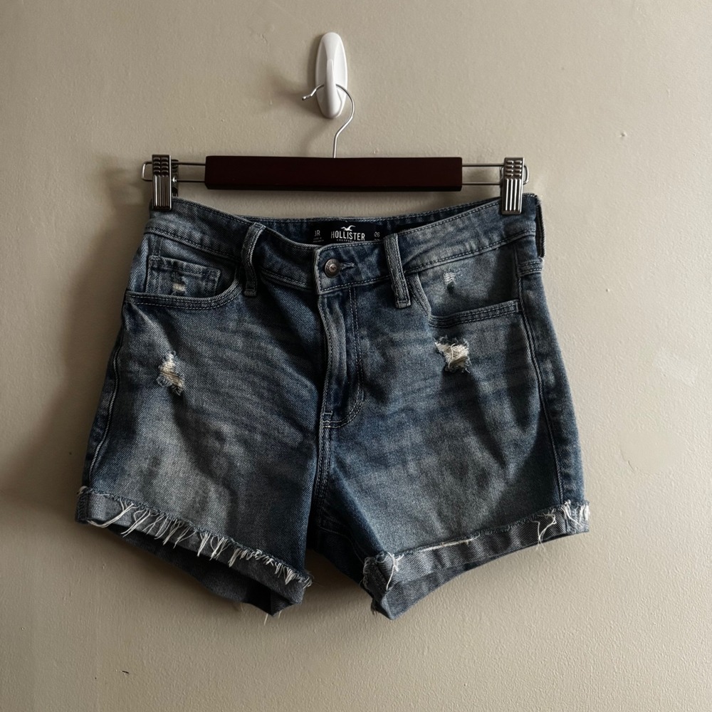 Hollister Women's High Rise Super Skinny Denim Shorts Distressed 3R Basics